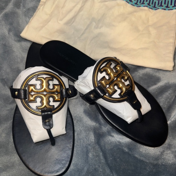 Tory Burch Black and Gold Sandals - Picture 4 of 4
